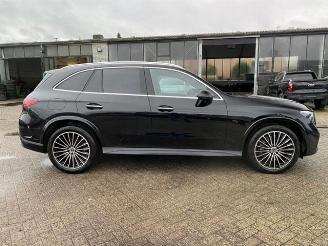 Mercedes GLC 220d 4Matic AMG Line *PANO - AHK - 360 KAM* picture 9