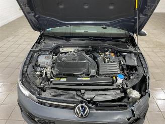 Volkswagen Golf 1.5 TSI R-Line picture 10