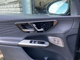 Mercedes GLC 400e 4Matic AMG Line PANO/360/AHK/NAVI picture 21