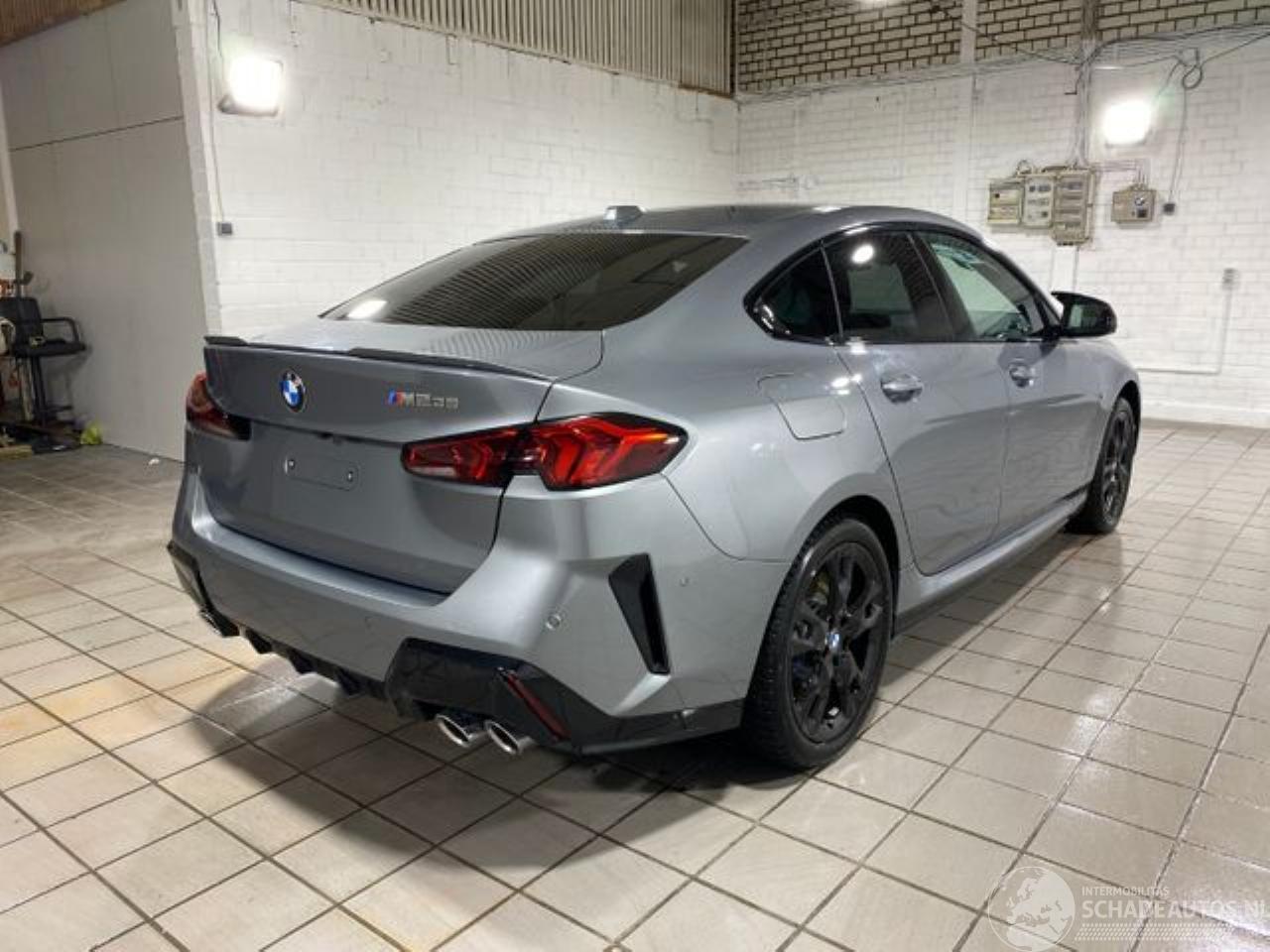 BMW M2 35i xDrive HUD/360/NAVI