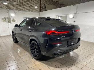 Unfallwagen BMW X6 xDrive40i M Sport Pro HUD/PANO/AHK/360/H&K 2025/2