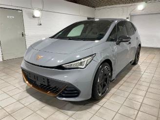 Cupra Born 170kW/82kWh NAVI/360 picture 11