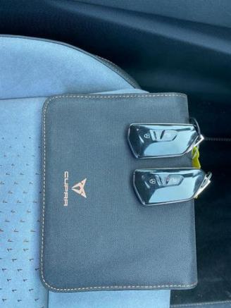 Cupra Born 170kW/82kWh NAVI/360 picture 24