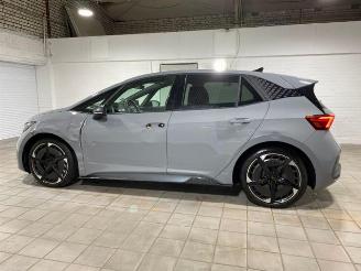 Cupra Born 170kW/82kWh NAVI/360 picture 9