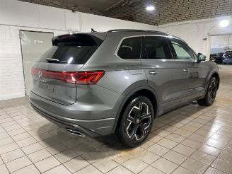 skadebil auto Volkswagen Touareg 3.0 TDI 4Motion Elegance AHK/KAM/NAVI 2024/6