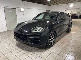 Schadeauto Porsche Cayenne S E-Hybrid Coupe CHRONO/PANO/HUD/360 2024/12