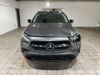 Mercedes GLA 200 Progressive Advanced PANO/KAM/NAVI picture 5
