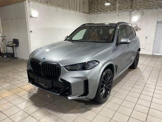 uszkodzony samochody osobowe BMW X5 xDrive40d M Sport Pro PANO/HUD/360/AHK/H&K 2024/7