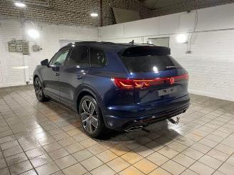 Coche accidentado Volkswagen Touareg 3.0 TDI 4Motion R-Line STANDHZG/PANO/HUD 2024/6