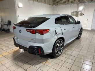 skadebil auto BMW iX2 xDrive30 M Sport KAM/NAVI/H&K 2024/3