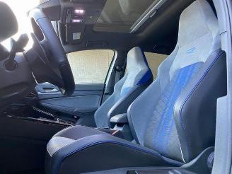 Volkswagen Golf R 4Motion Black Edition PANO/H&K/KAM picture 17