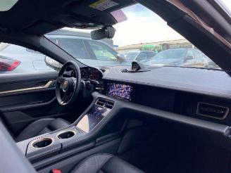 Porsche Taycan Sport Turismo KERAMIK/CHRONO/PANO/360/ picture 17