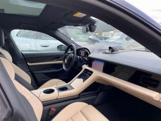 Porsche Taycan 4S Cross Turismo CHRONO/PANO/HUD/360/BOSE picture 16