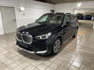 BMW iX1 xDrive30 X Line PANO/HUD/AHK/360/H&K/NAVI picture 5