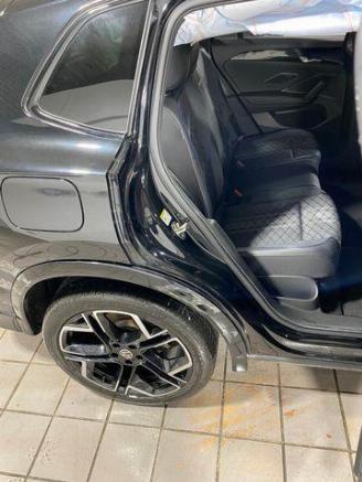 Volkswagen Tiguan 2.0 TDI DSG R-Line 4Motion PANO/STANDHZG picture 12