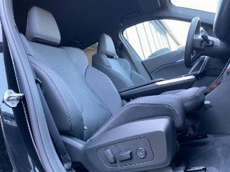 BMW iX1 eDrive20 M Sport KAM/H&K picture 15