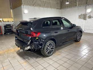 BMW iX1 eDrive20 M Sport KAM/H&K picture 7