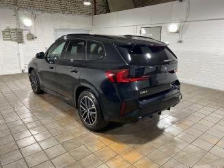 BMW iX1 eDrive20 M Sport KAM/H&K picture 4