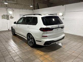 Vaurioauto  passenger cars BMW X7 xDrive40i M Sport Pro 7-sitz. PANO/HUD/AHK/HK 2025/9