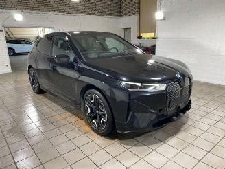 BMW iX xDrive40 Sportpaket HUD/KAM/H&K picture 4