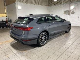 Unfallwagen Audi A6 avant A6 e-tron Avant Performance AHK/360/NAVI 2025/7