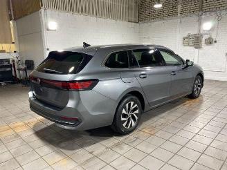 Volkswagen Passat Variant 2.0 TDI DSG Business HUD/AHK/SH picture 3