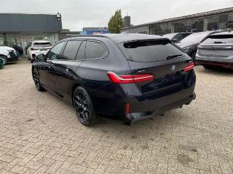 Unfallwagen BMW 5-serie  2025/10