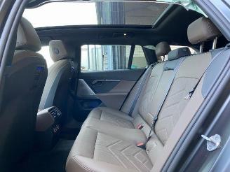 BMW i5 eDrive40 Touring M Sport Pro PANO/HUD/360/H&K picture 20