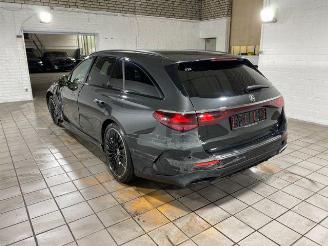 krockskadad bil auto Mercedes E-klasse 450d T 4Matic AMG Lin Prmium Plus PANO/HUD 2026/6