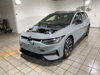 skadebil auto Volkswagen ID.7 Tourer Pro HUD/AHK/360/NAVI 2025/7