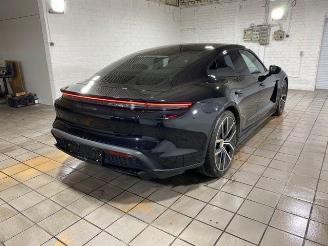 skadebil auto Porsche Taycan GTS CHRONO/PANO/HUD/360/BOSE/NAVI 2025/9
