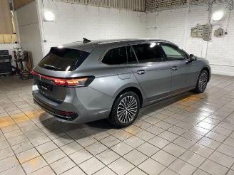 Volkswagen Passat Variant 1.5 TSI e-Hybrid Elegance AHK/360 picture 2