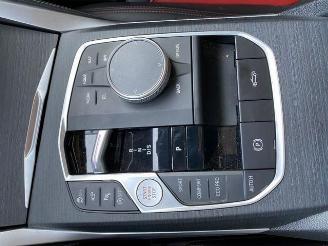 BMW M4 40i xDrive Cabrio HUD/H&K picture 13