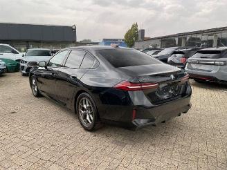 Unfallwagen BMW 5-serie d xDrive M Sport HUD/H&K 2025/12