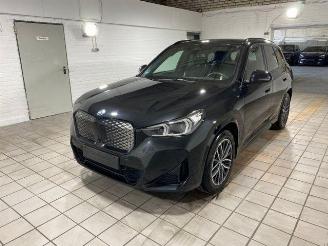 Coche accidentado BMW iX1 eDrive20 M Sport HUD/AHK/360 - Drivable 2024/3