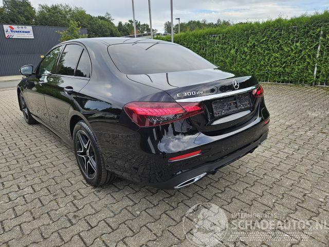 Mercedes E-klasse 300d AMG Lin BURMSTR/KAM/NAVI