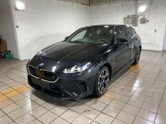 BMW M1 35 xDrive HUD/360/H&K/NAVI picture 7