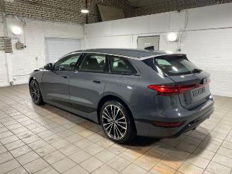 krockskadad bil auto Audi A6 avant A6 e-tron Avant Performance Leder/AHK/360/NAVI 2025/7