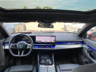 BMW i5 eDrive40 Touring M Sport Pro PANO/HUD/360/AHK picture 17