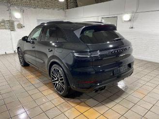 krockskadad bil auto Porsche Cayenne E-Hybrid CHRONO/PANO/HUD/360/AHK/NAVI 2024/4