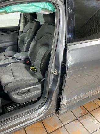Skoda Kodiaq iV 1.5 TSI e-Hybrid Selection AHK/KAM picture 15