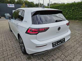 krockskadad bil auto Volkswagen Golf 1.5 TSI DSG Goal KAM/AHK/NAVI 2025/11