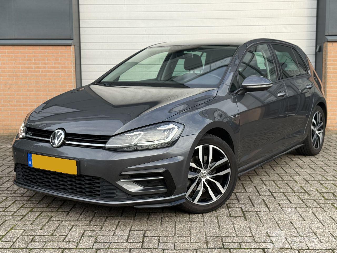 Volkswagen Golf 1.5 TSI R-Line Led Matrix CarPlay Stoelverw