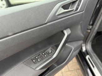 Volkswagen Polo 1.0 TSI R-Line Acc Clima CarPlay Dodehoek picture 33