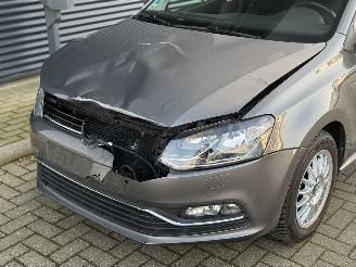 Volkswagen Polo 1.2 TSI Lounge Pano Cruise Clima Lage Km Stand picture 15