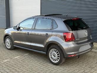 Volkswagen Polo 1.2 TSI Lounge Pano Cruise Clima Lage Km Stand picture 3