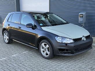 Unfallwagen Volkswagen Golf Lounge|Clima|Cruise|Stoelverwarming| 2015/9