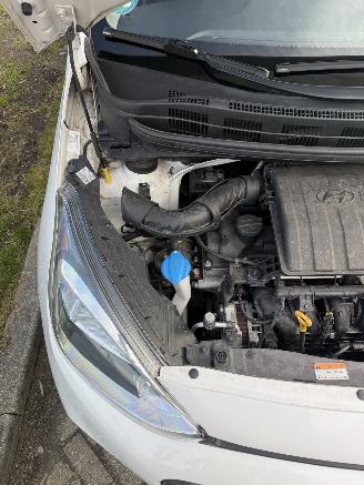 Hyundai I-10 Passion | Airco | Stoelverwarming | Automaat | picture 37