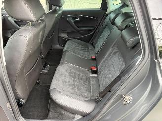 Volkswagen Polo 1.2 TSI | Highline | Cruise control | PDC | 1e Eigenaar | picture 8