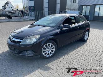 Dezmembrări autoturisme Opel Astra Astra H GTC (L08), Hatchback 3-drs, 2005 / 2011 1.4 16V Twinport 2007/11